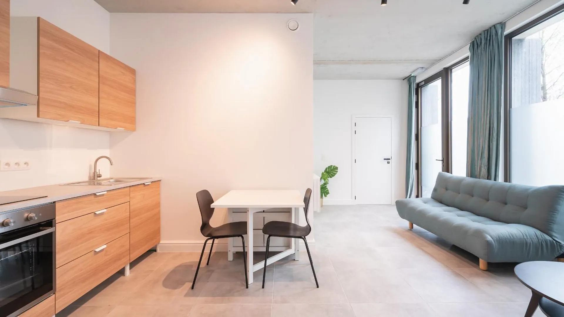 Opera Square Apartments In Antwerp Centre
