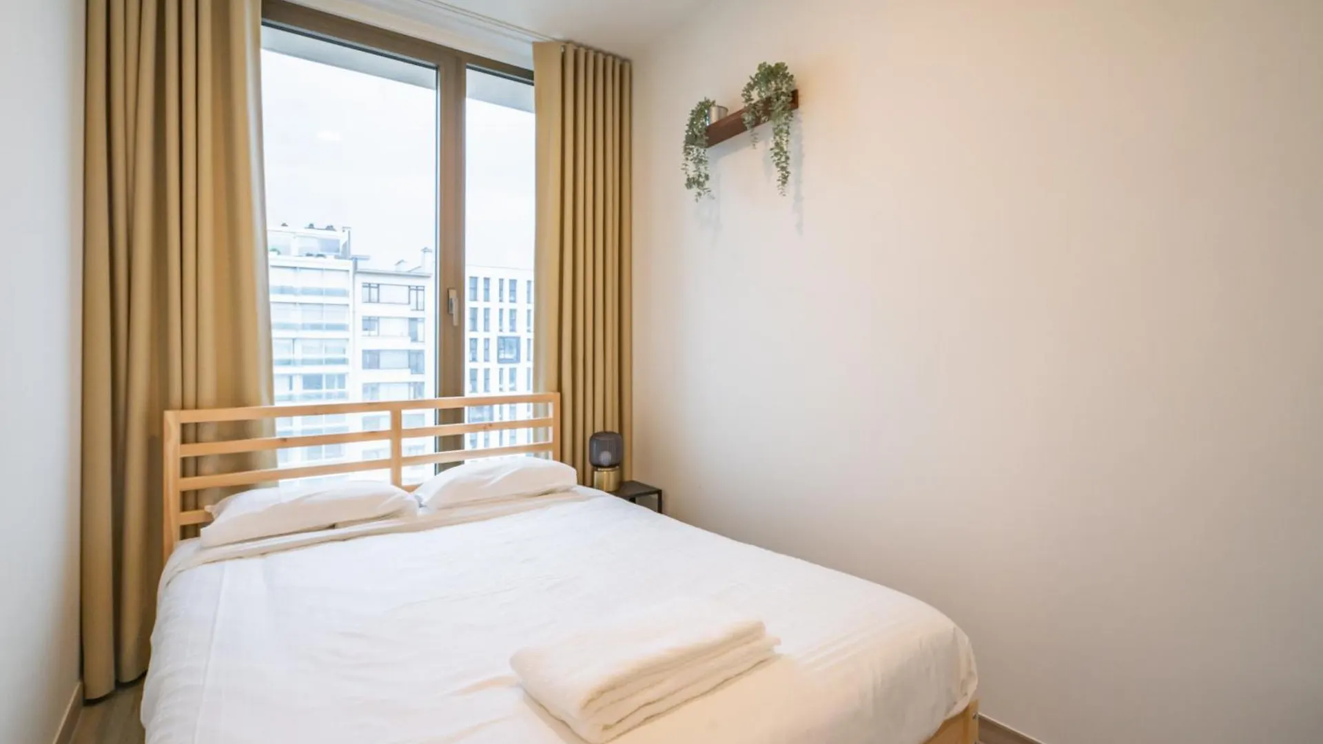 Opera Square Apartments In Antwerp Centre