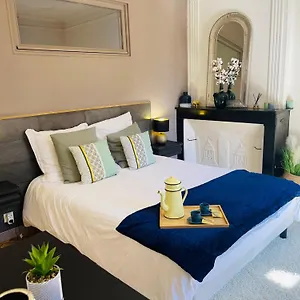 Maison Gabriel - Au Coeur De La Cite Medievale - T3 75m2 Appartement Albertville