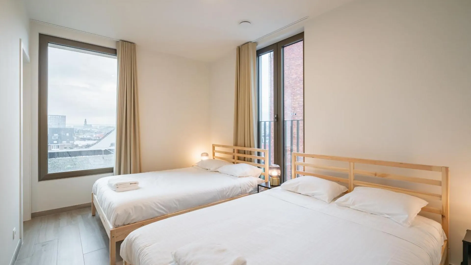 Opera Square Apartments In Antwerp Centre