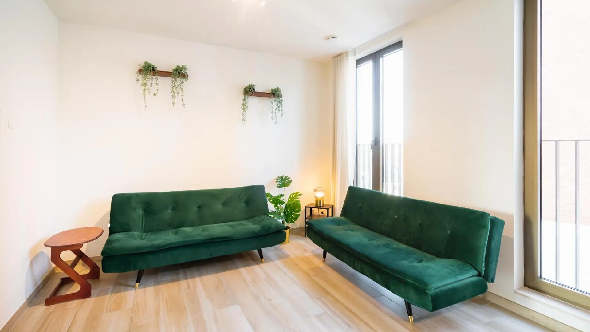 Opera Square Apartments In Antwerp Centre